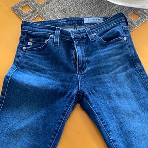 AG ladies cigarette jeans size 26